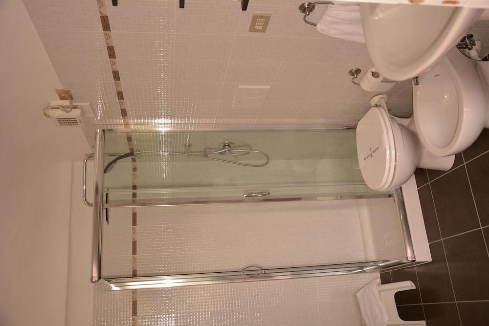 Hotel Pino Torinese エクステリア 写真