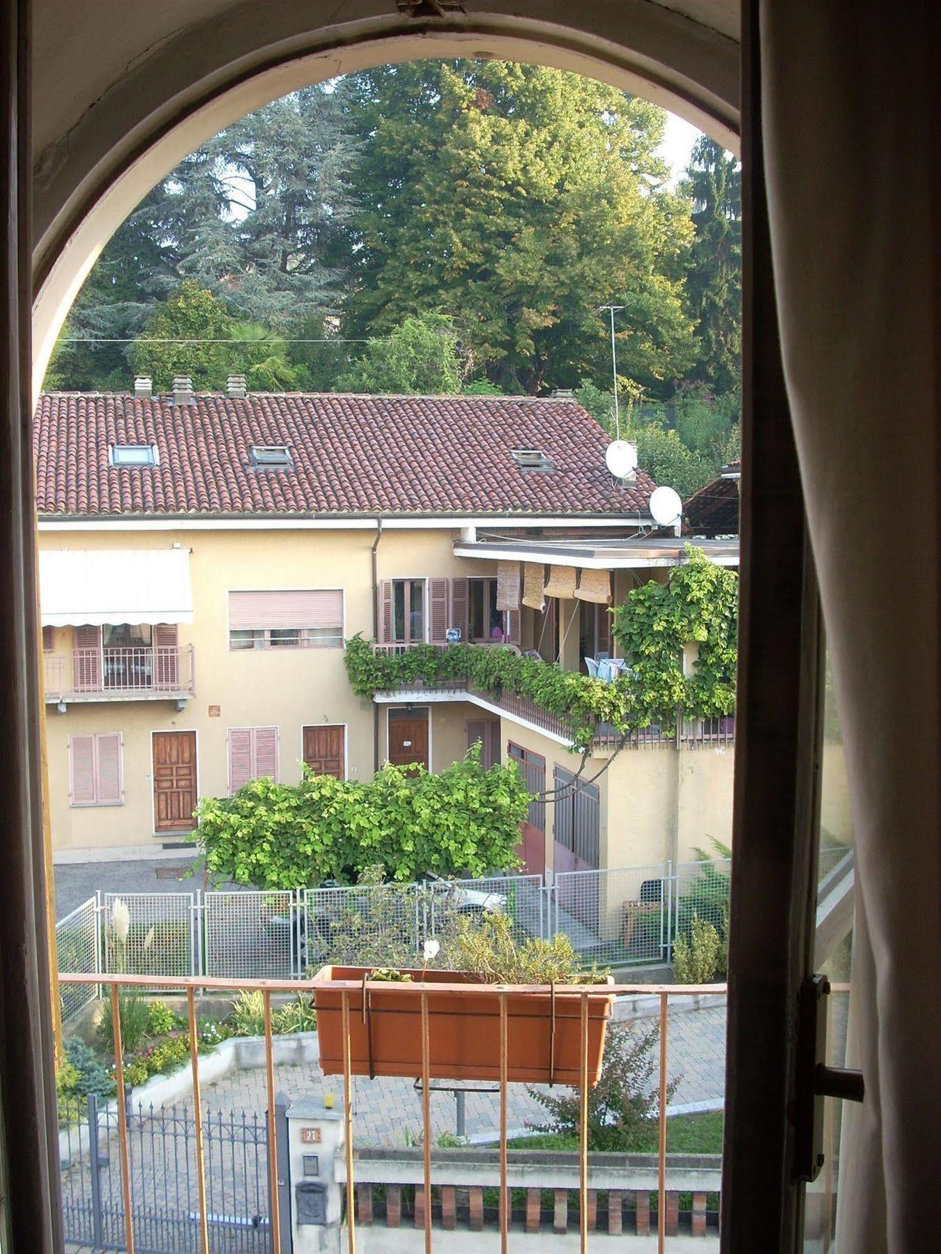 Hotel Pino Torinese エクステリア 写真